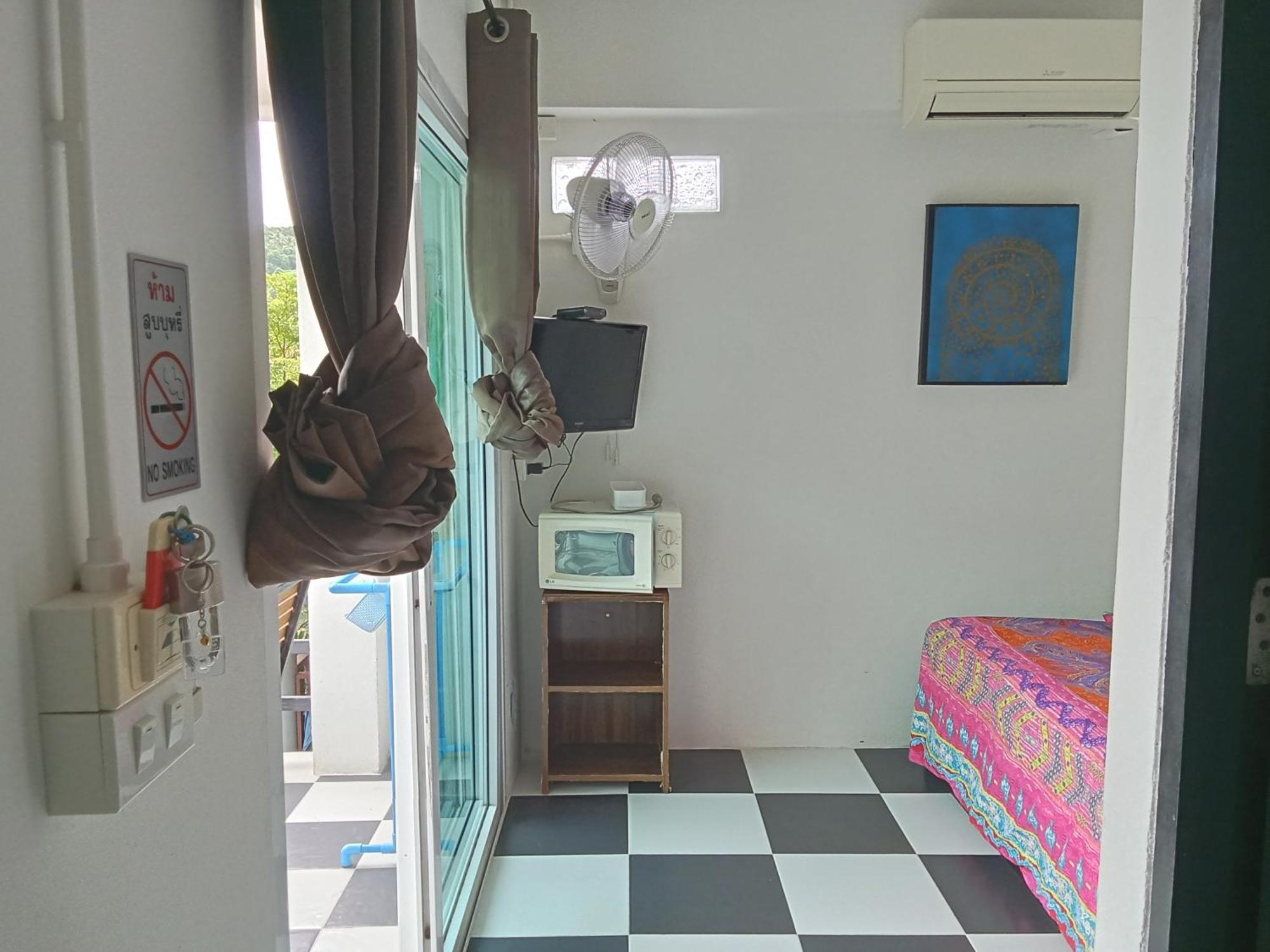 Private Lodge Beachside Samui Lamai Habitación foto